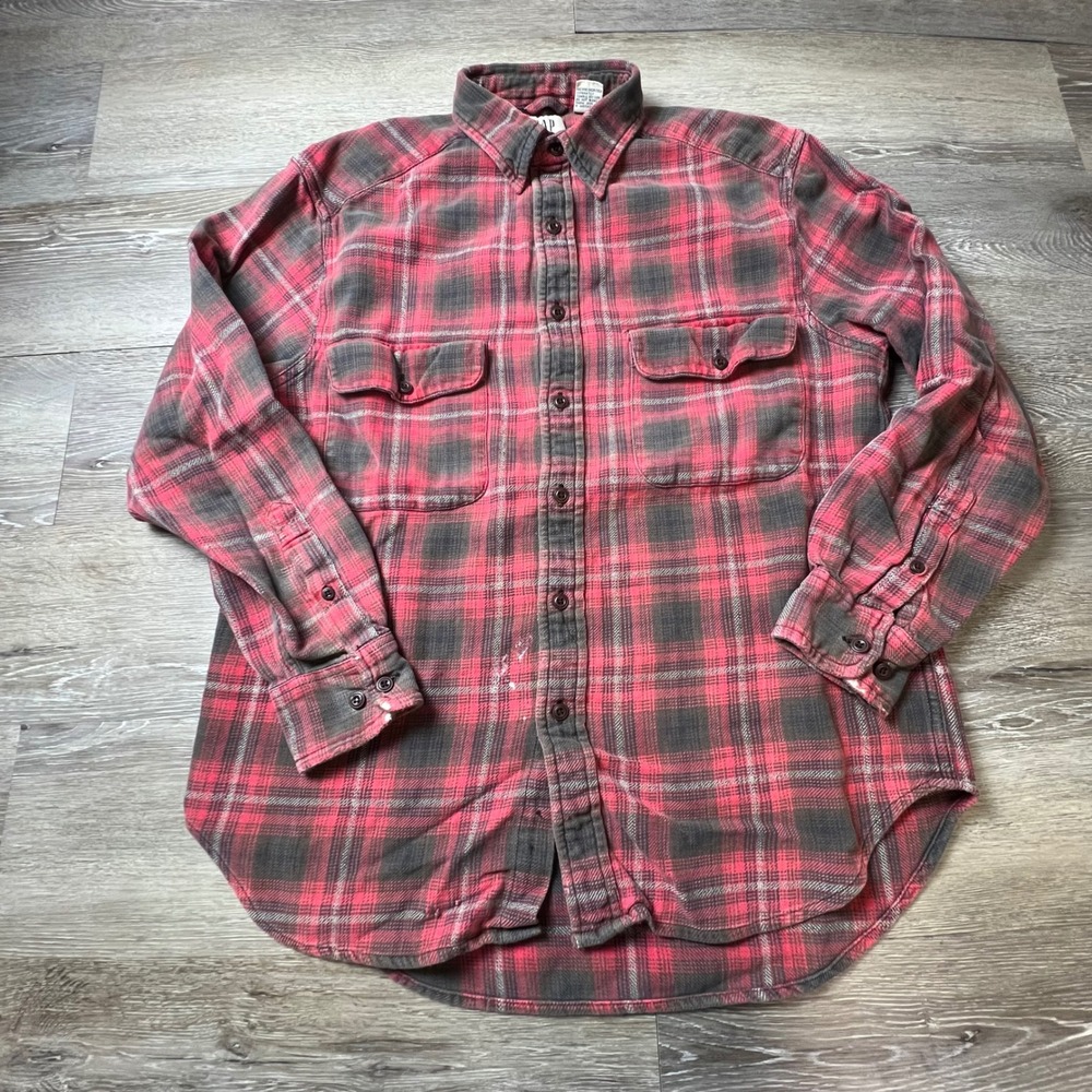 GAP Flannel Shirt Mens Small Red Plaid Distressed Cotton Workwear 114908-01-1